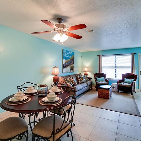 Destin Townhome With Balcony - Walk To The Beach! 외부 사진